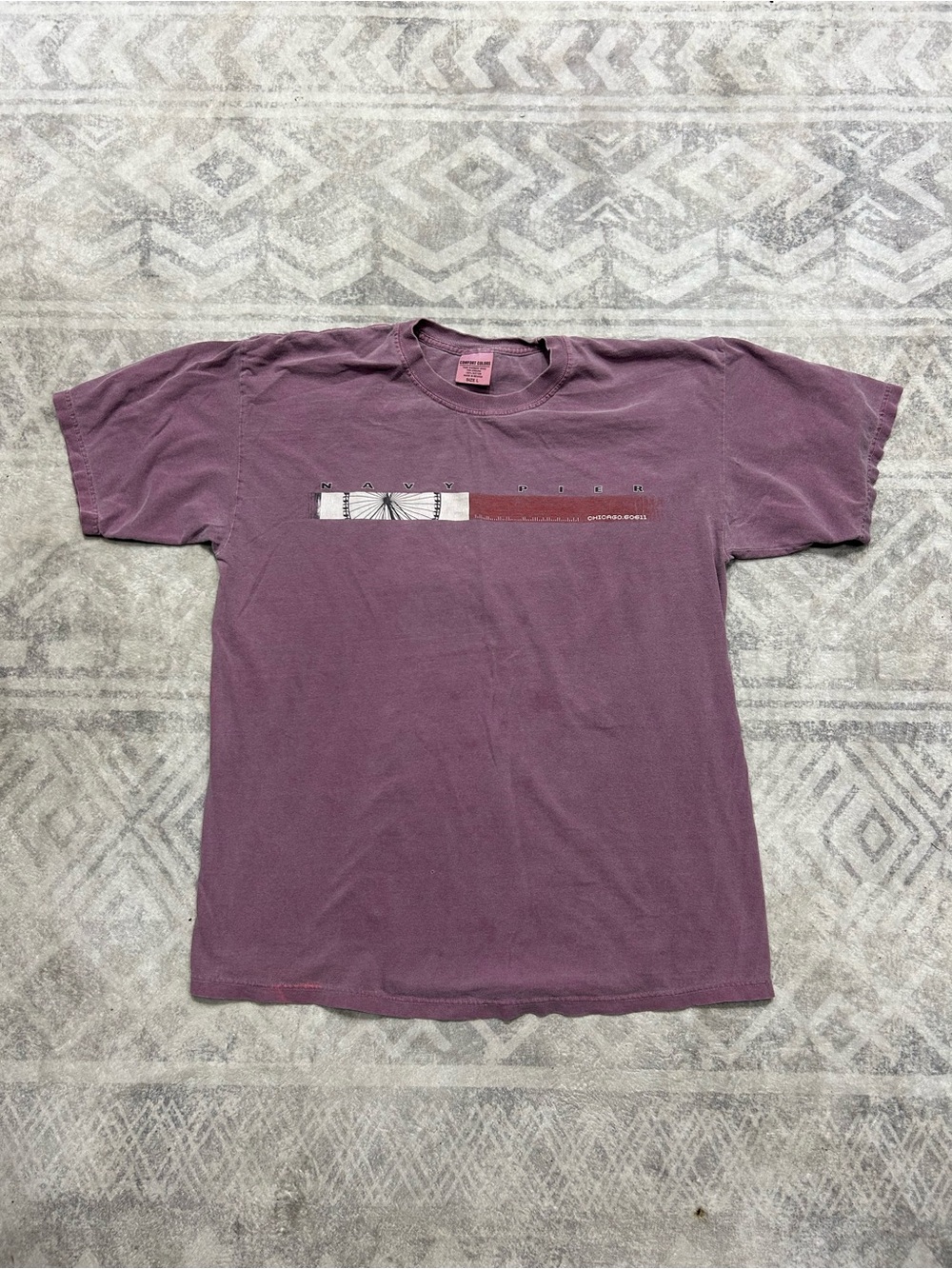 Vintage-Style Mauve Graphic Men’s T‑Shirt